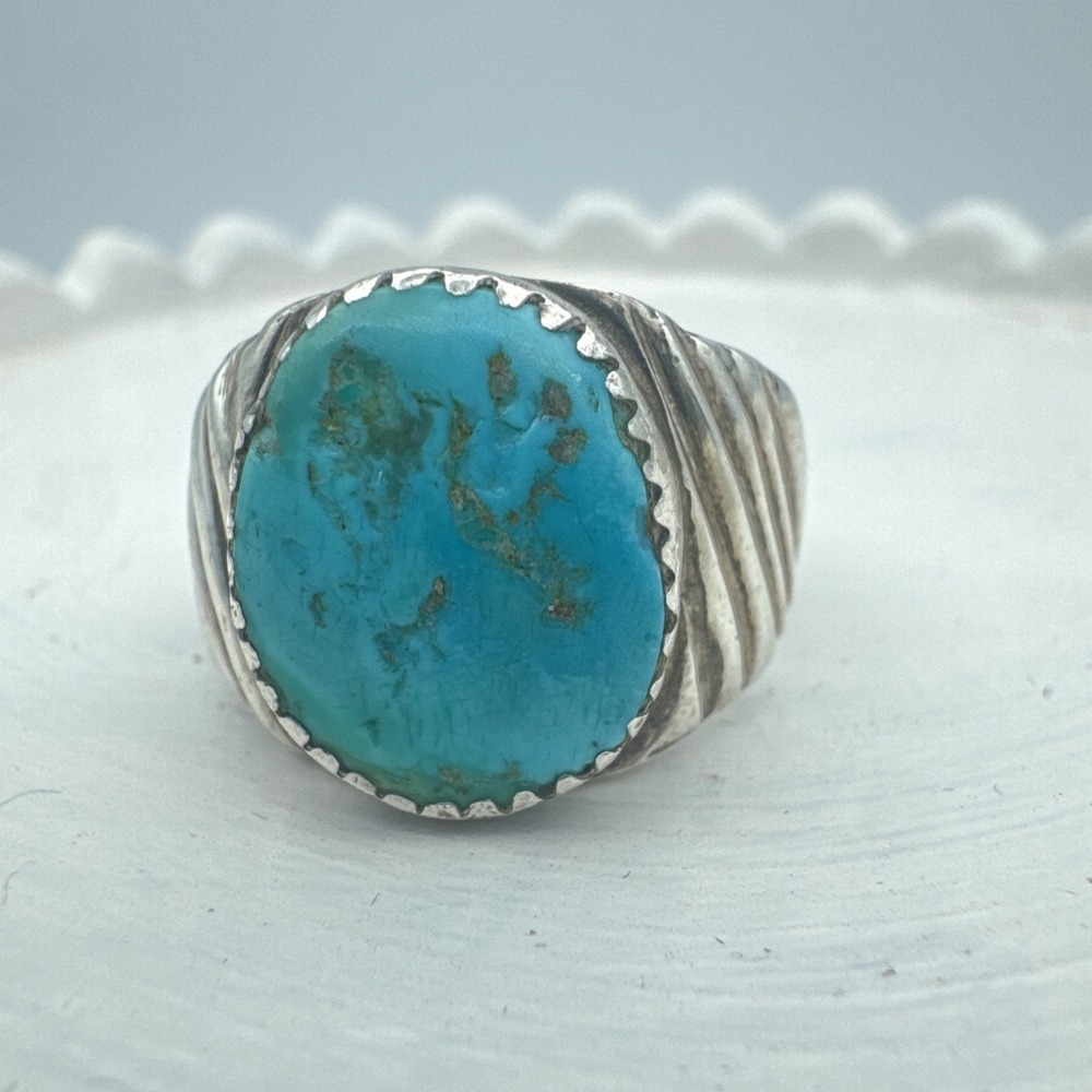 Blue Kingman Turquoise Navajo Sterling Silver 10 grams Ring Size 9 Signed R